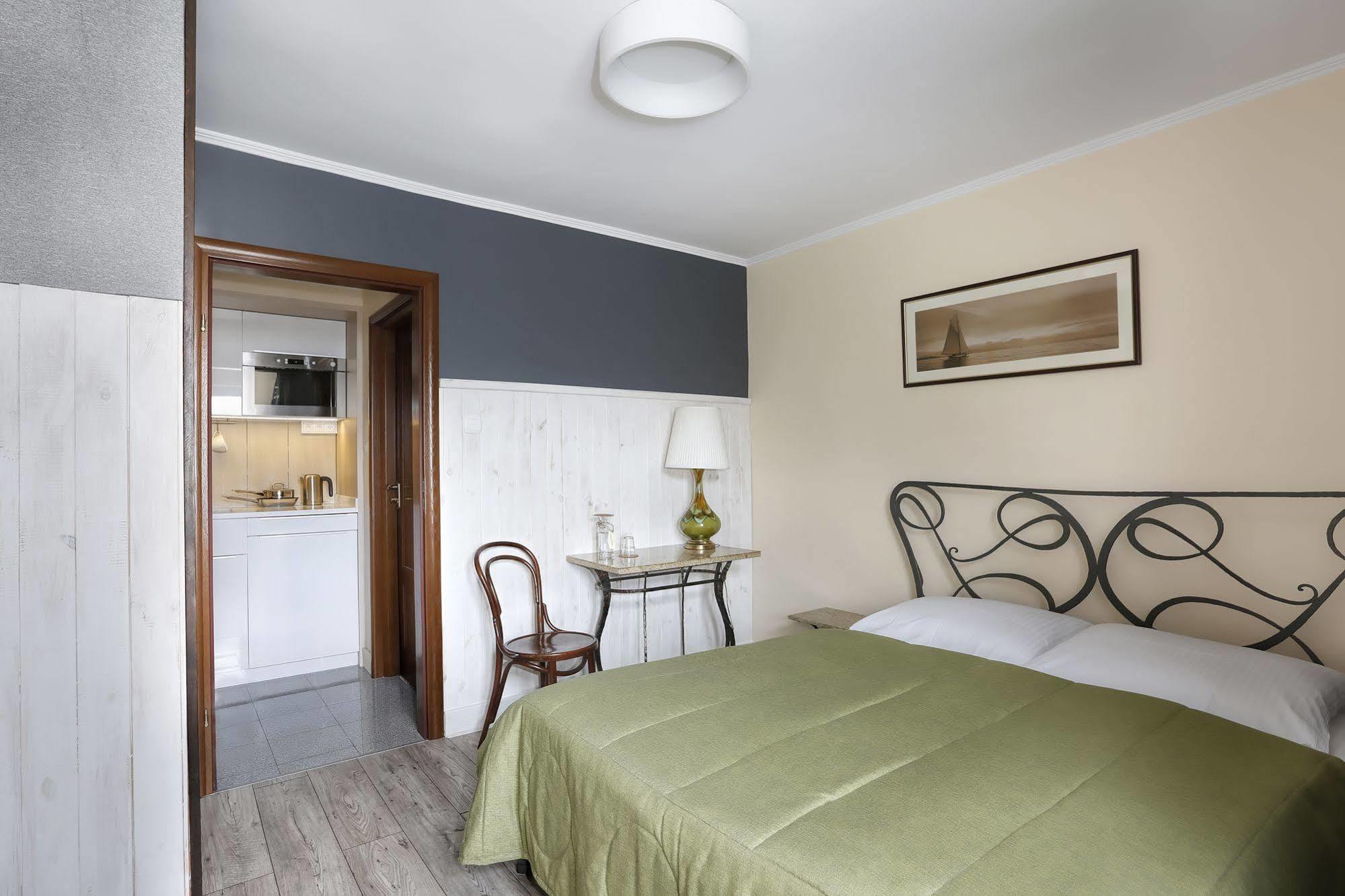 Oliwa Park Residence グダニスク エクステリア 写真